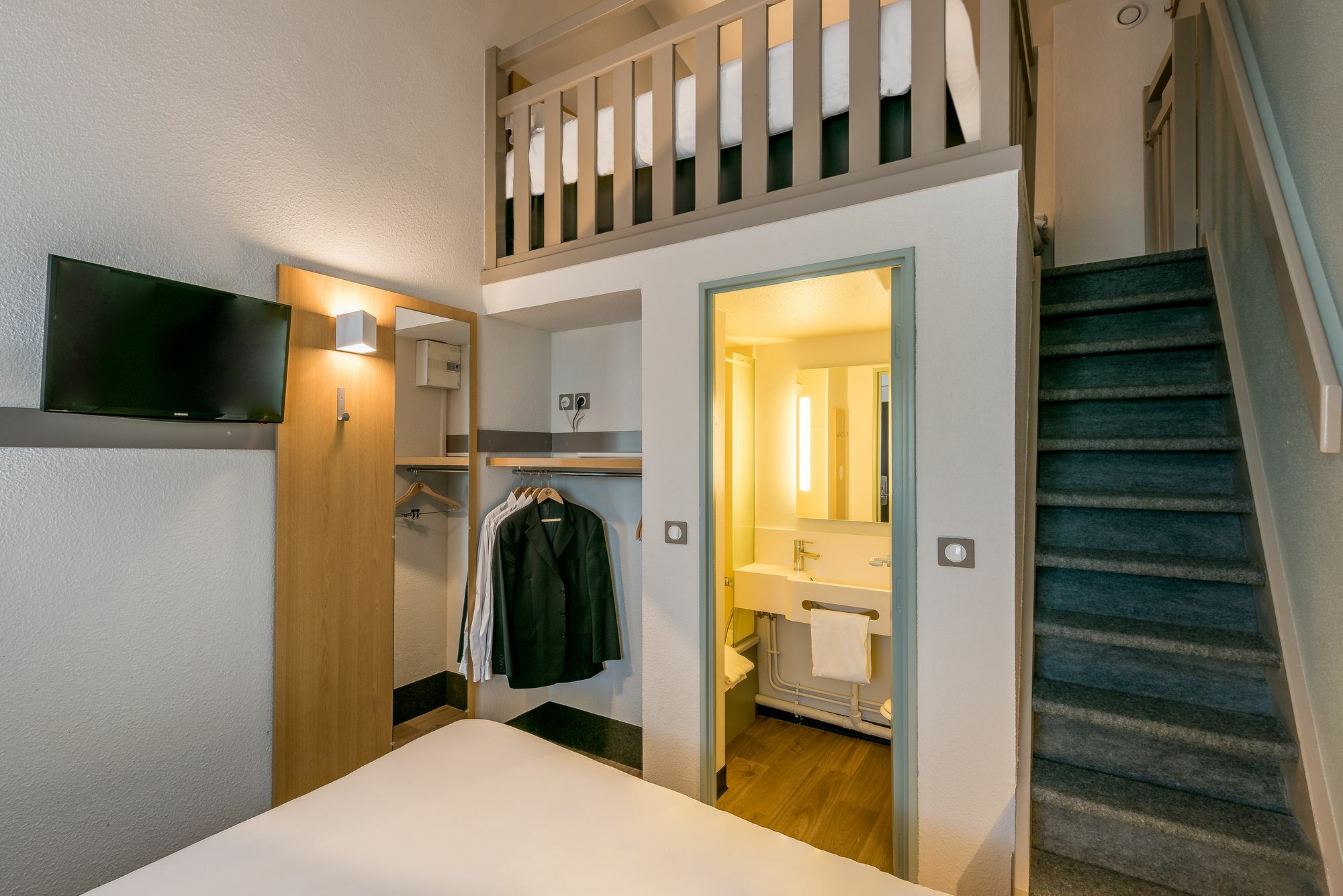 B&B Hotel Bordeaux Лормон Экстерьер фото